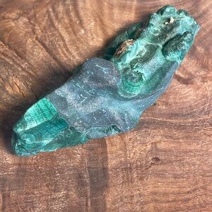 Gorgeous high quality velvet malachite free form specimen from the Congo